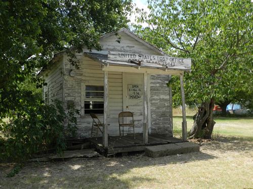 Gober TX -  Post Office 75443