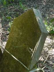 Unmarked tombstone in Navidad Baptist Cemetery, Fayette County, Texas