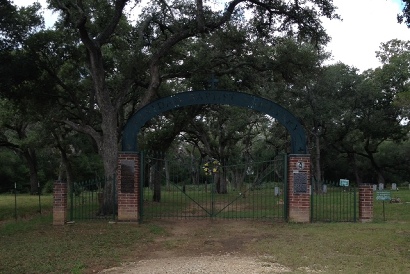 Navidad Baptist Cemetery