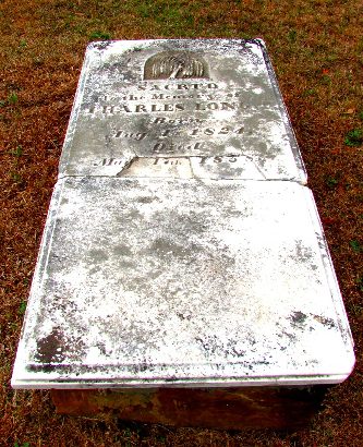 Augusta Cemetery Texas - Old Grave 