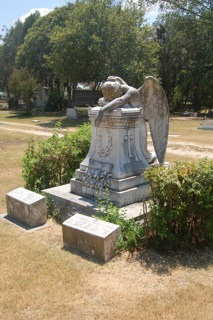 Waco TX - Holy Cross Cemetery Weeping Angel