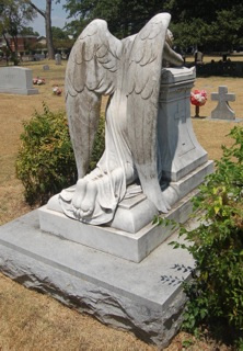 Waco TX - Holy Cross Cemetery Weeping Angel