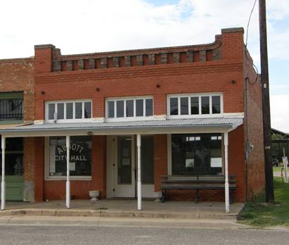 Abbott City Hall, Texas