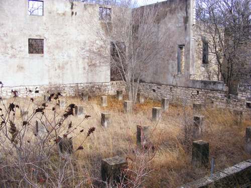 Clairette School Recreation Building ruins, Texas