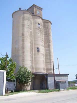 Clifton TX - Grain Elevator