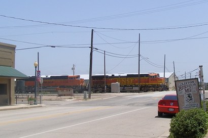 clifton texas trains come still through norwegian tx capital