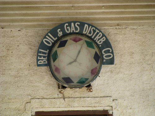 Collinsville Texas Bell Oil & Gas  clock