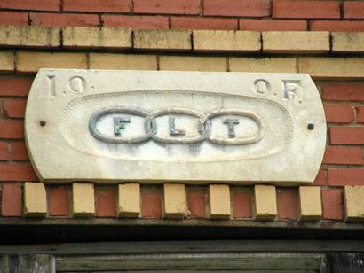 Odd Fellows logo in Dawson Texas