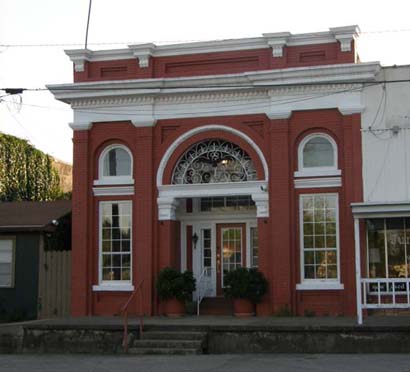 Deport TX downtown building