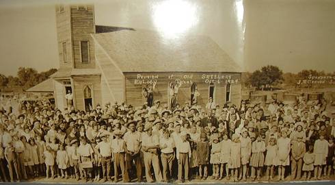 Eulogy Texas old school house group photo, 1929