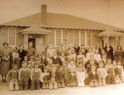 Eulogy Texas brick school house group photo, 1934