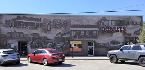 Forney Texas -  Donut Shop mural of Old Forney