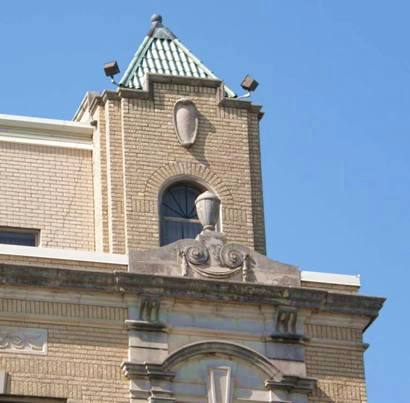 Gainesville Tx Turner Apartment Building architectural details