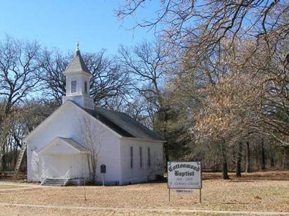 Cottonwood Baptist Church near Gray's Prairie, Texas