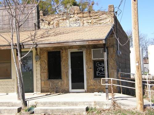 Rock and petrified wood building, Gustine Texas