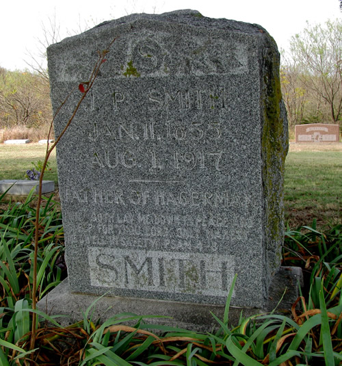 Hagerman Texas cemetery Smith tombstone