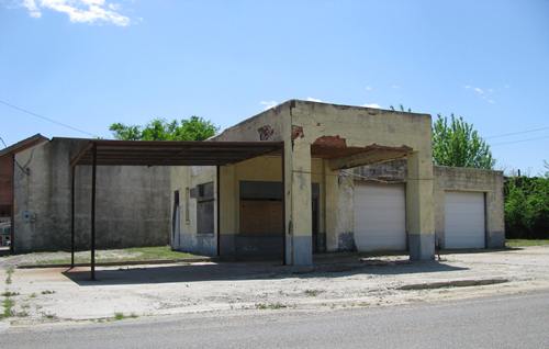 Ladonia TX closed Gas Station