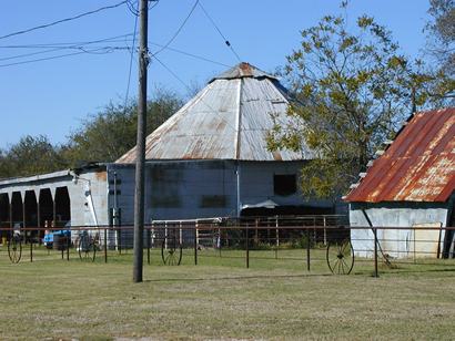 Lone Oak, Texas storage buildings