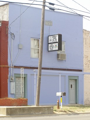 Lott TX - Carolina Lodge Bldg