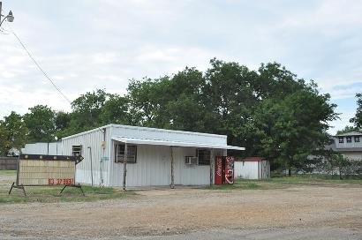 Maxey TX store
