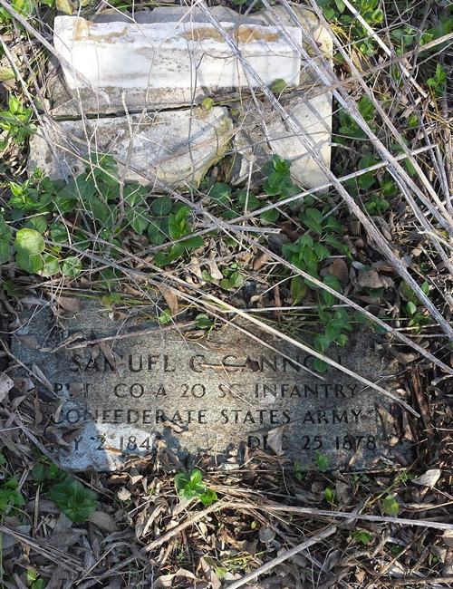 Hill County TX - Confederate tombston in Cemetery in Mayfield 