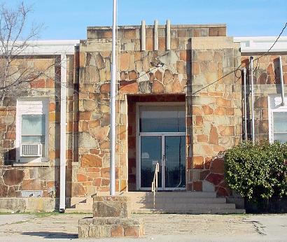 Texas - Morgan Mill High School , rock structure