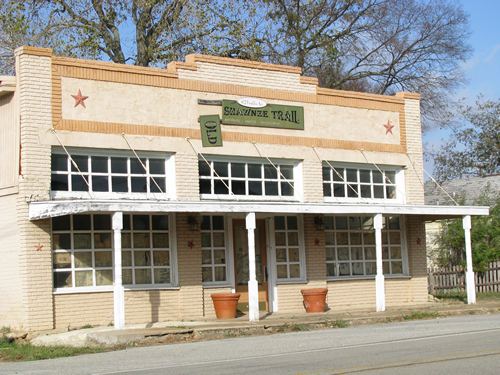 Pottsboro Texas building