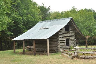 Ragtown TX Log Cabin