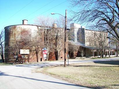 Old Mill On Old Mill Street, RhomeTx  