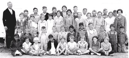 Spunky Flat Texas - Eureka School Class of 1934 