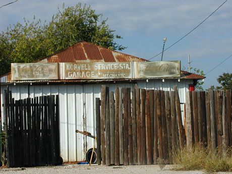 Sunset Texas old sservice station 