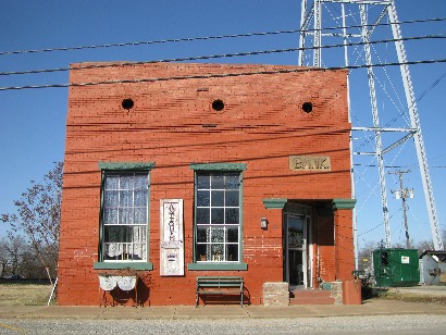 Windom TX - Bank Building