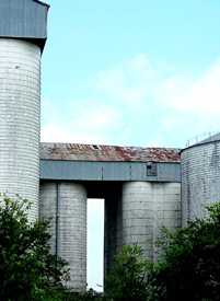 Altair, Texas grain elevators