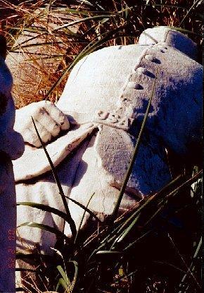 Fallen Union officer statue, Bushdale Cemetery, Texas