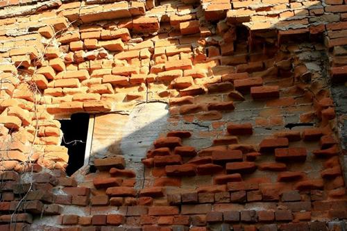 Exposed brick wall, Calvert Texas