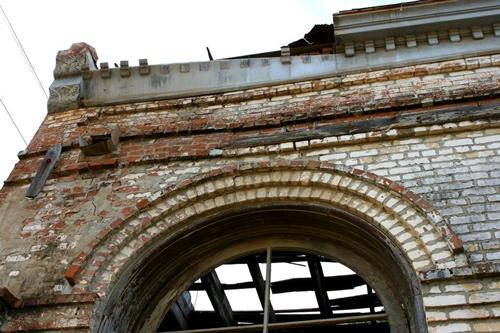 Calvert Texas building in ruins