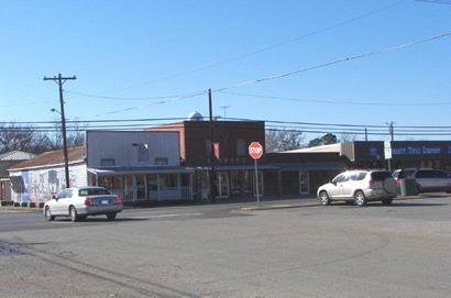 Centerville Texas courthouse  square St. Mary's street