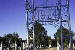 FayettevilleCemetery entrance