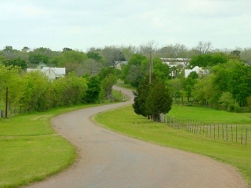Winding road to Fayetteville, Texas