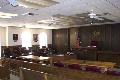 TX - Robertson County Courthouse district courtroom