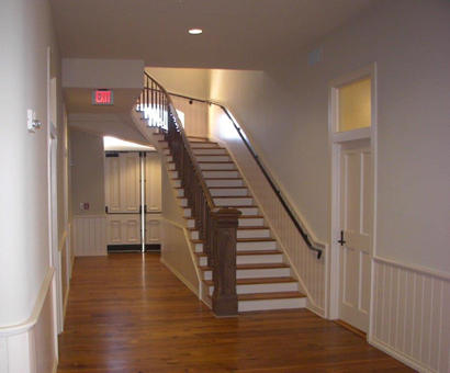 TX - Robertson County Courthouse staircase