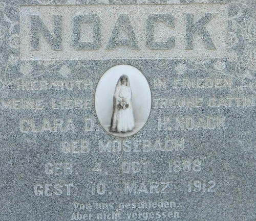 Bastrop County, Texas - Grassyville Cemetery tombstone - bride portrait