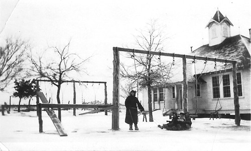 Holman TX - Pecan School Playground