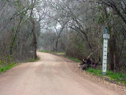 Kirtley Texas road to bridge flood gauge