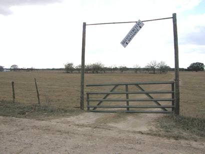 Little New York Tx - Brasco Cemetery Entrance