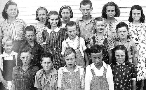 TX - Mecklenburg School class 1942