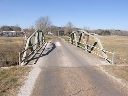 Moulton TX - Moore Ave. Bridge 