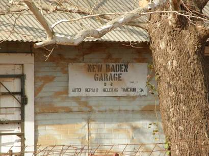 New Baden Tx, New Baden Garage sign