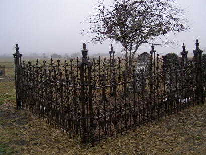 Ross Prairie TX - St. John's Evangelical Lutheran Cemetery  fenced graves