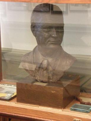 Somerville TX Museum - Bust of Founder